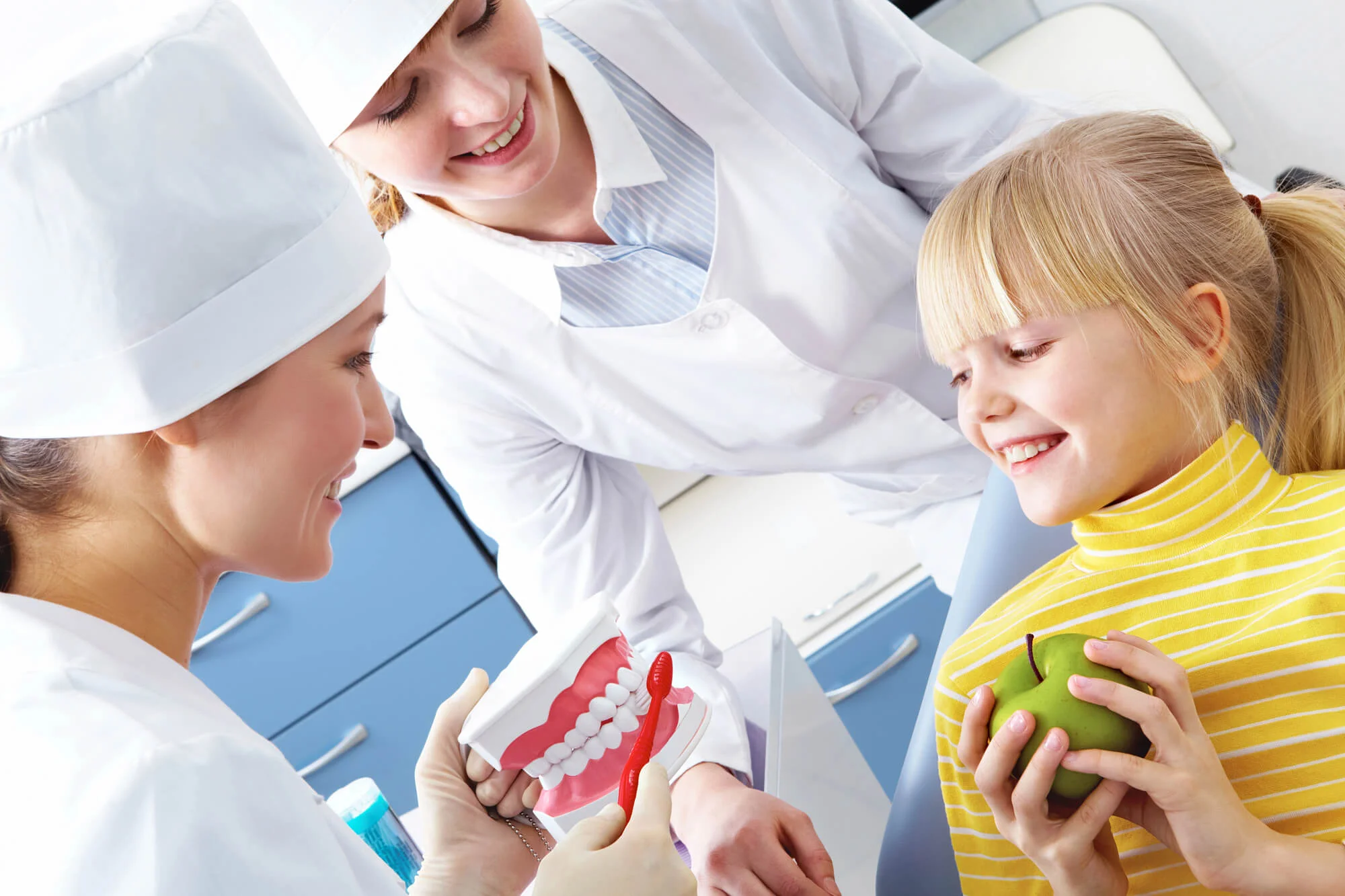 child visit pediatric dentists in New Smyrna Beach, FL