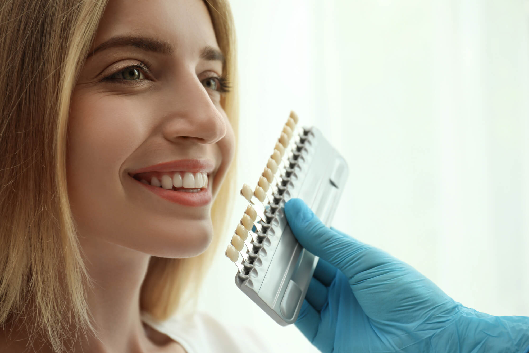 patient looking at options for cosmetic dentistry new smyrna beach fl